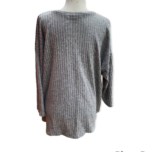 Absolutely Famous drop shoulder tie hem southwestern print Size 1X - Picture 4 of 9